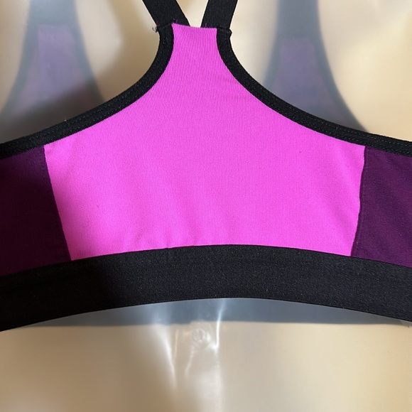 Victoria's Secret Sport Knockout Double Front Close Sports Bra Molded Cups 34B - Picture 11 of 16